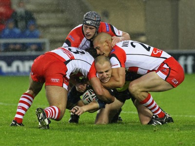 Headlock by Maurice Jones Amateur Photography Club